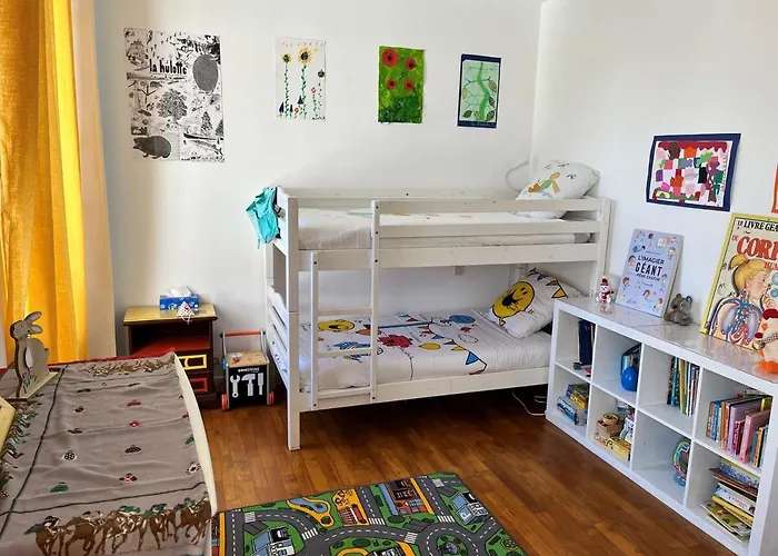 Nyaraló Maison Avec Jardin Au Centre De *